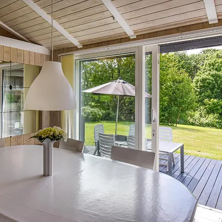 Three-bedroom In * Asperup